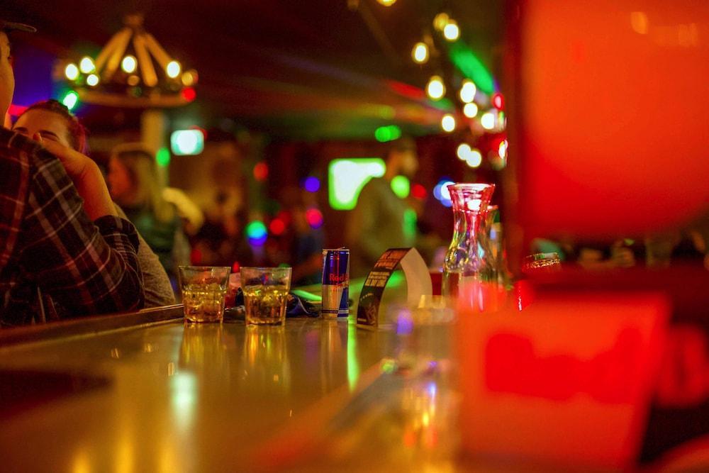 Crash Hotel Squamish Εξωτερικό φωτογραφία