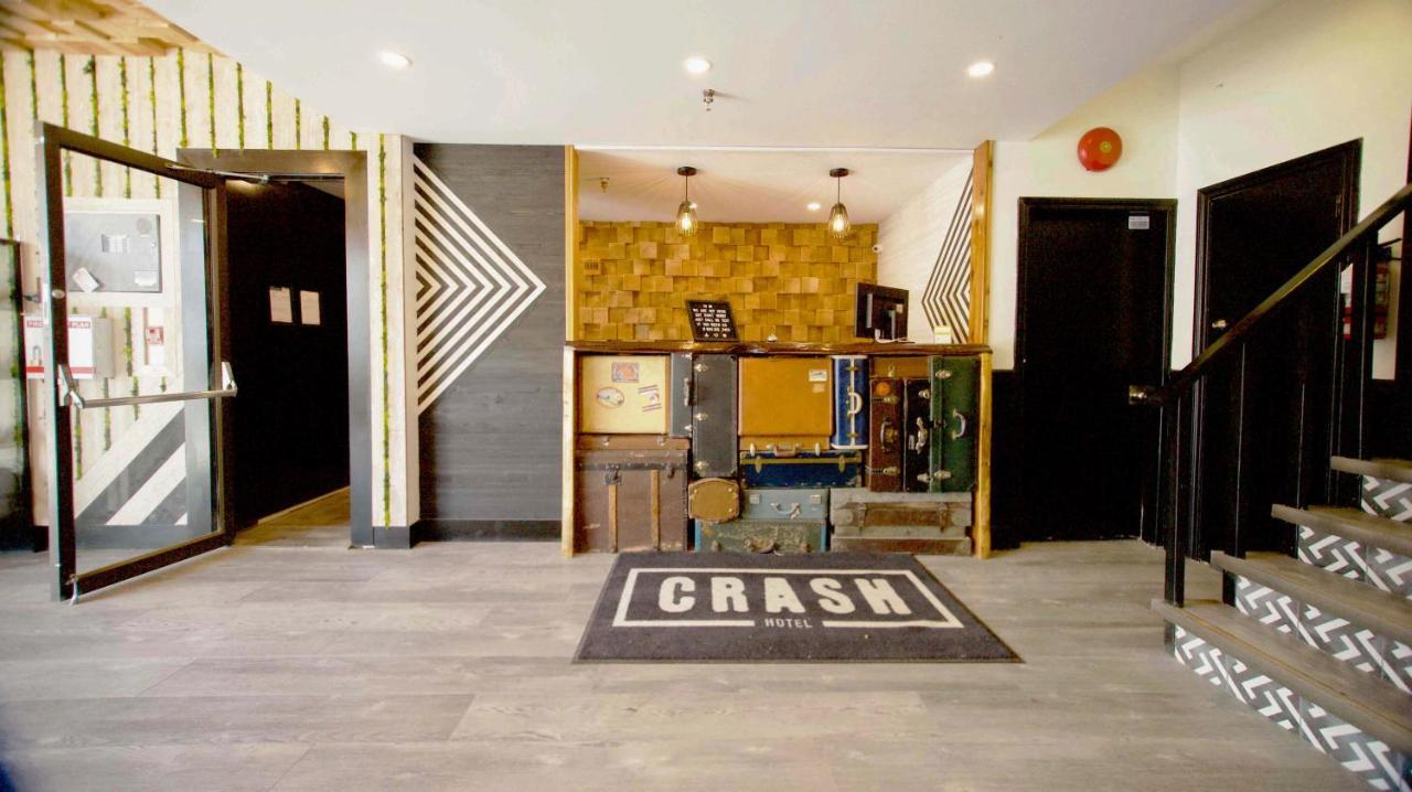 Crash Hotel Squamish Εξωτερικό φωτογραφία